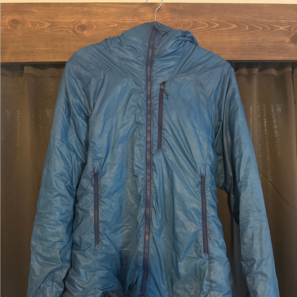 Patagonia DAS Light Puffy- Women’s small